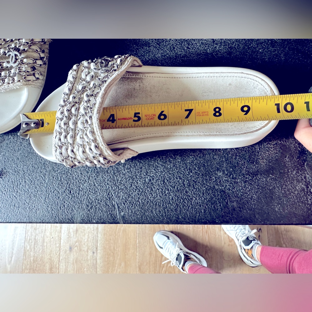 🔥Chanel White Multi Chain Summer Slide Sandals.😎🔥 - Picture 9 of 9